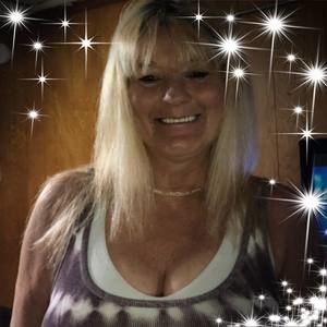 Meet your Posher, Brenda